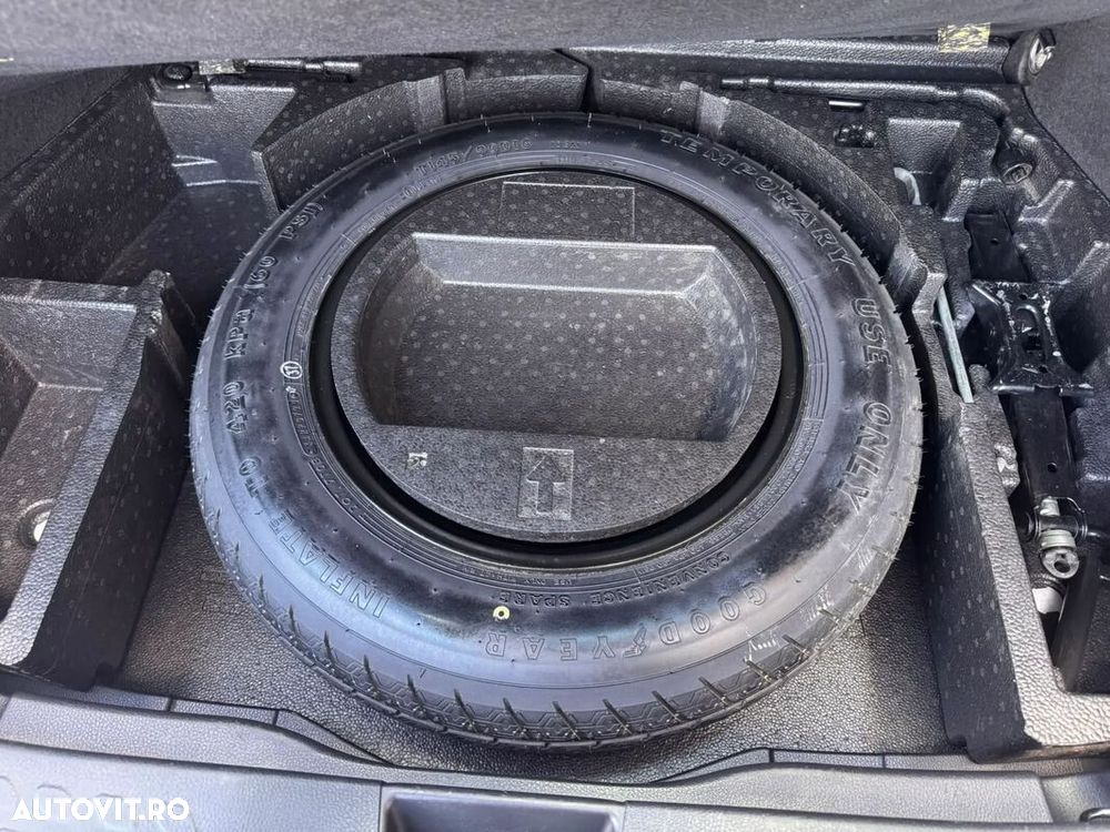 Toyota C-HR 1.8 HSD 122 CP 4x2 CVT Core - 20