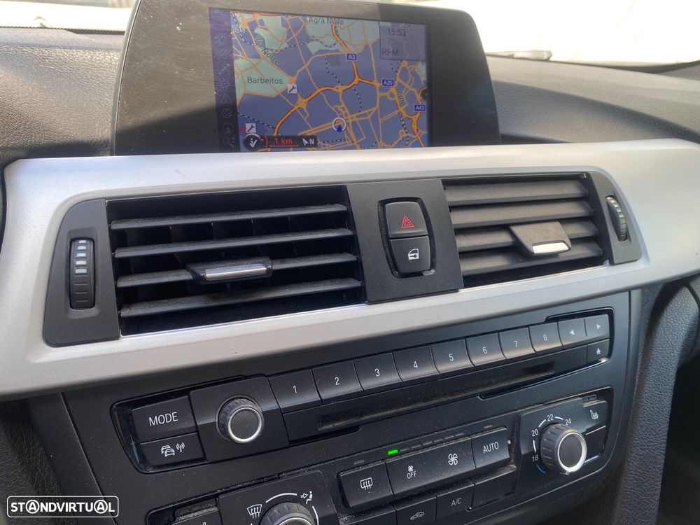 BMW 316 d Aut. Sport Line - 16