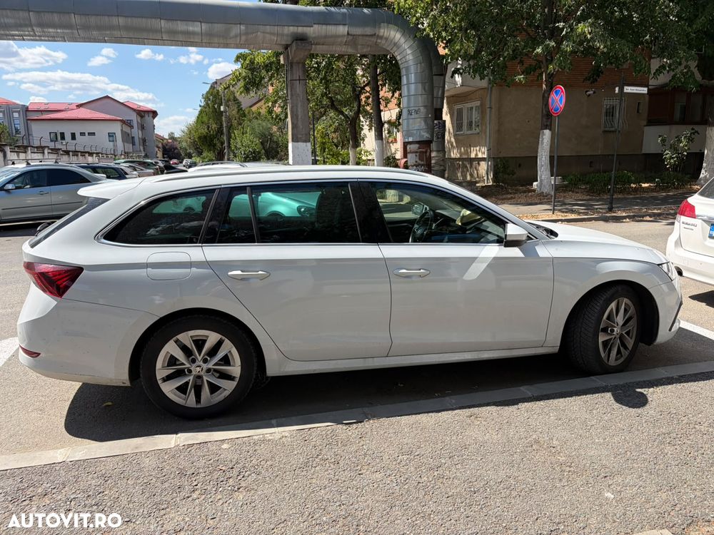 Skoda Octavia 2.0 TDI DSG Style - 11