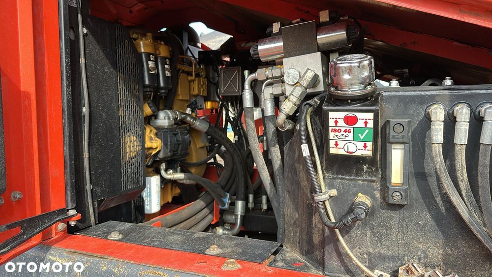 Finlay 883+TRZY WAŁOWA SKRZYNIA PRZESIEWAJĄCA ( POWERSCREEN WARRIOR 2100X ,  CAT ) - 16