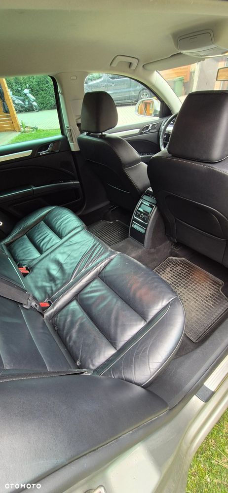 Skoda Superb 2.0 TDI DPF Elegance - 10