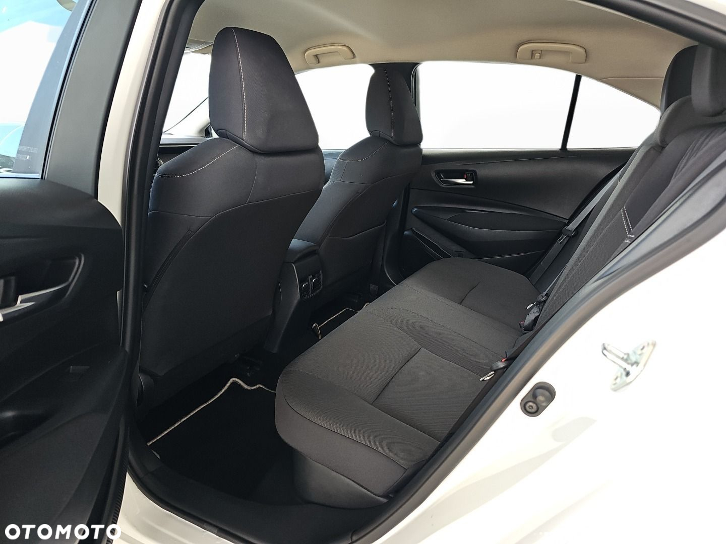 Toyota Corolla - 19