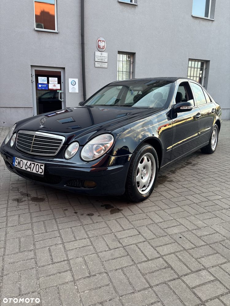Mercedes-Benz Klasa E - 1
