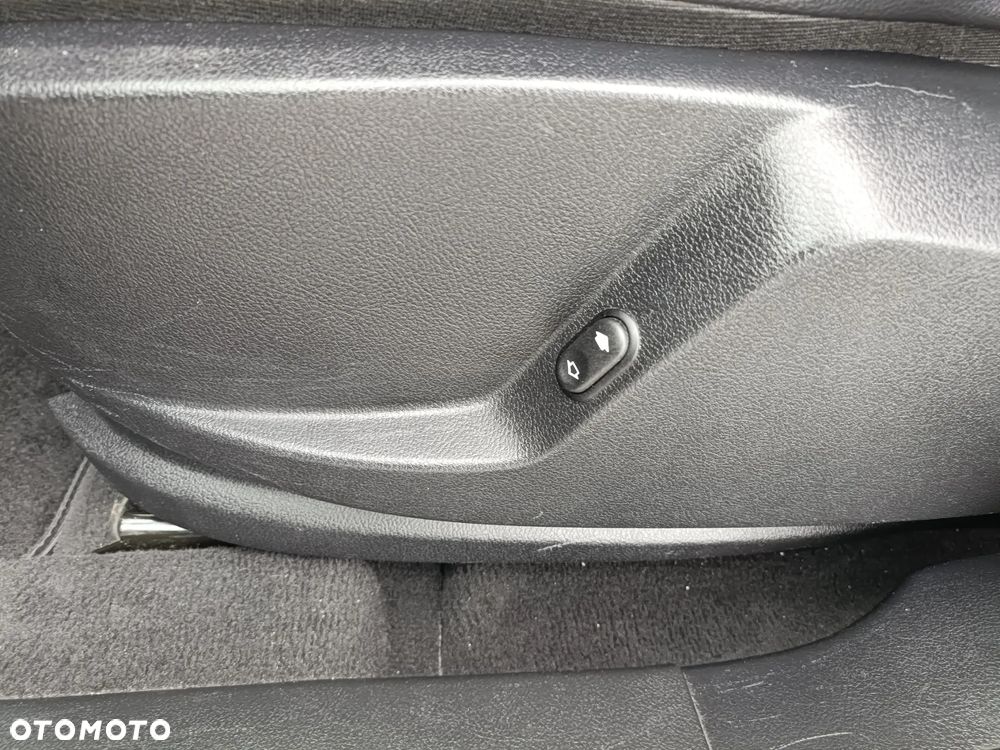 Ford S-Max 2.0 TDCi DPF Titanium - 19