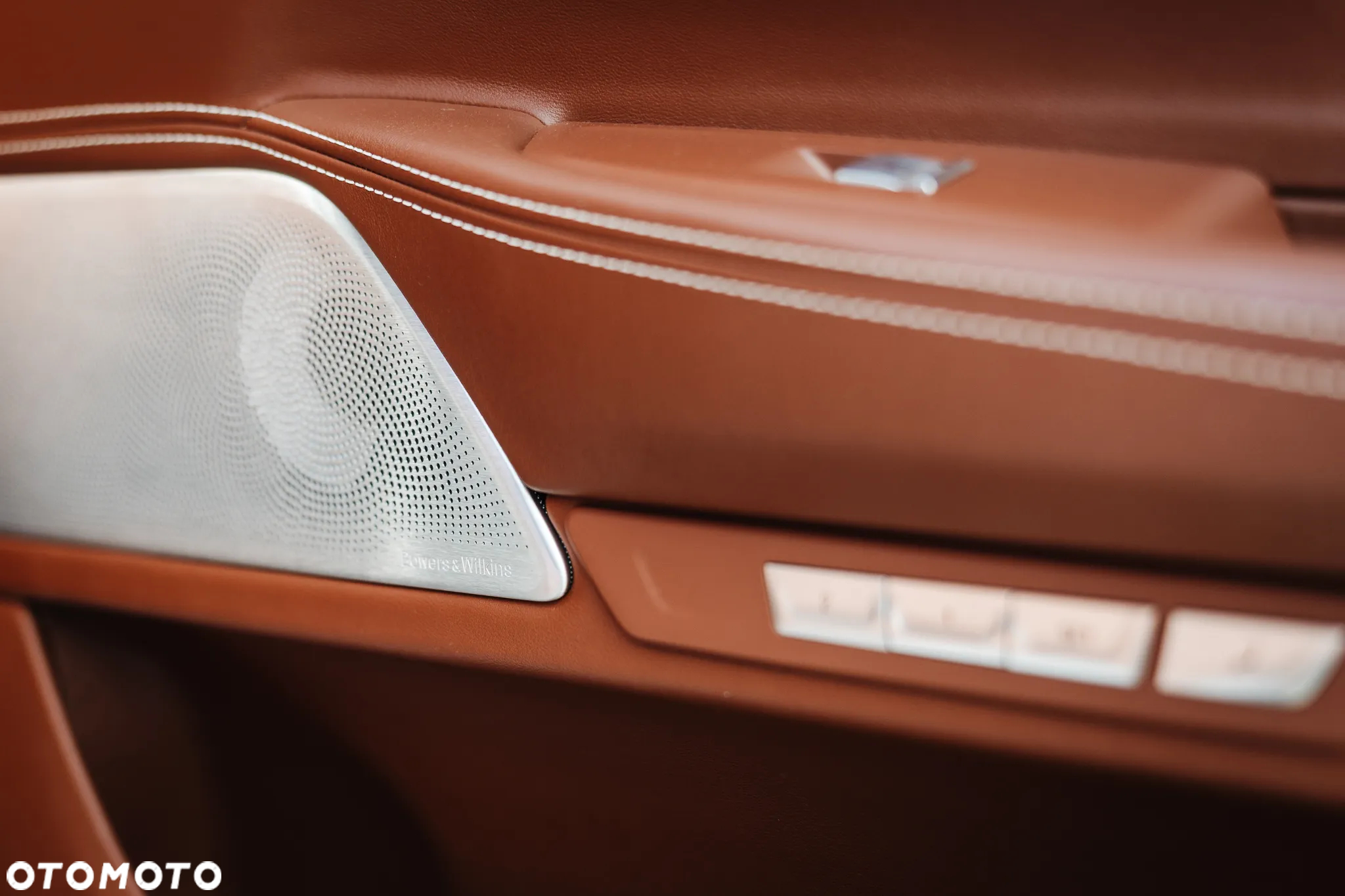 BMW Seria 7 M760Li xDrive - 21