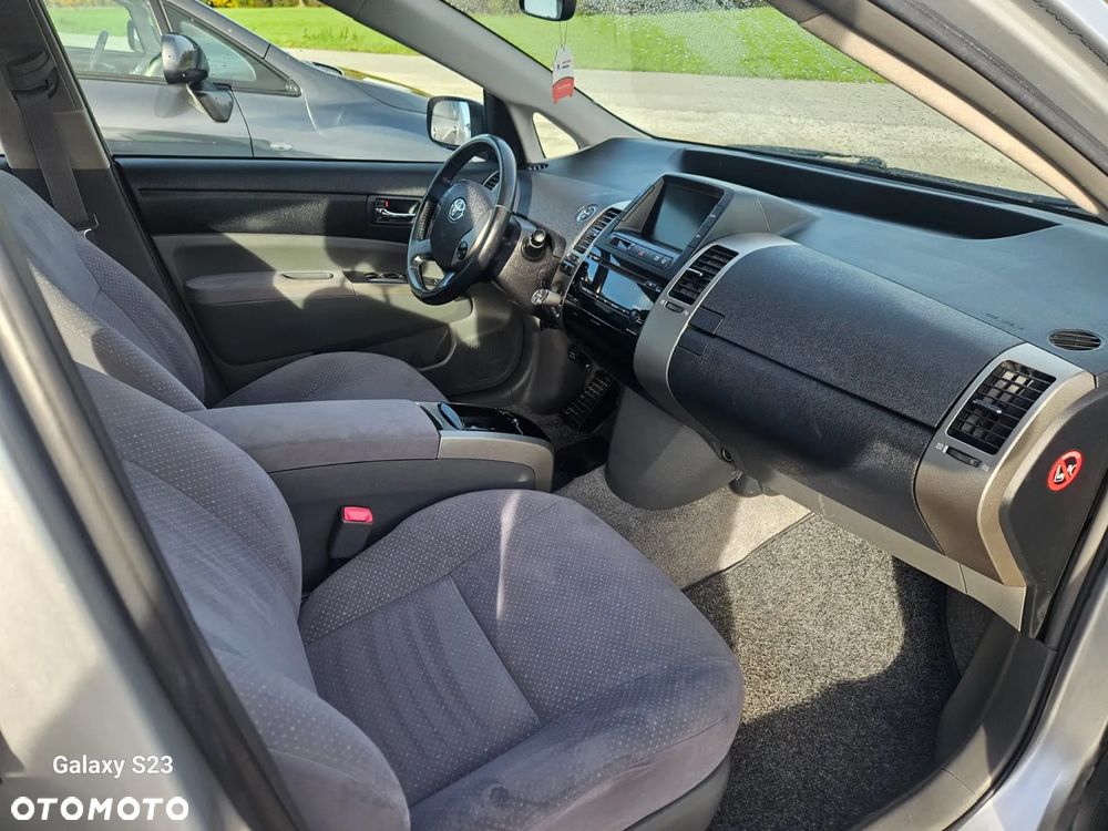 Toyota Prius 1.5 VVT-i Sol - 9