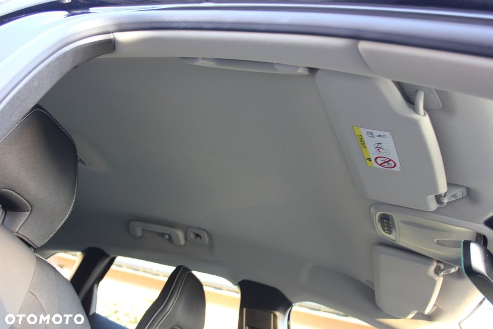 Volvo V40 T2 Momentum - 20