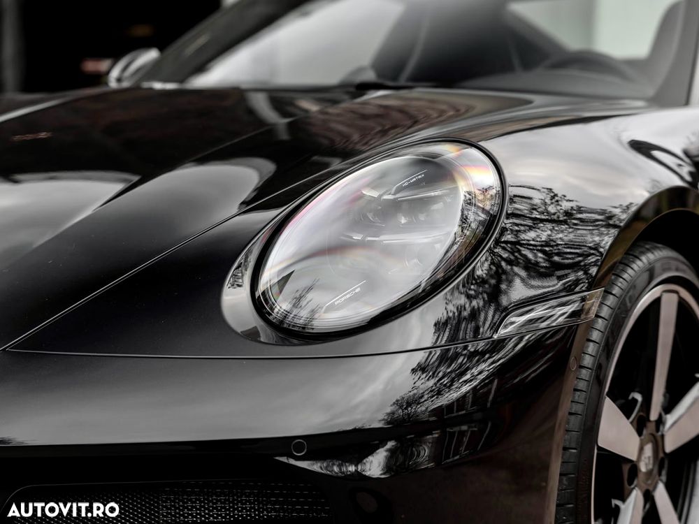 Porsche 911 Carrera PDK - 4