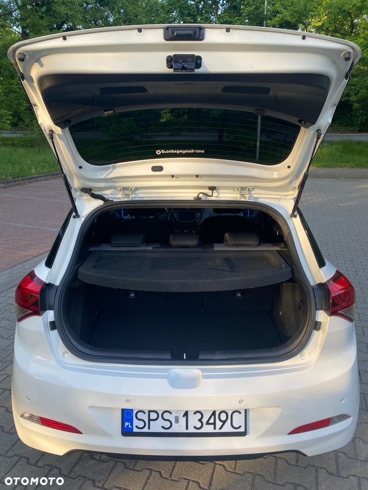 Hyundai i20 1.2 GO - 13