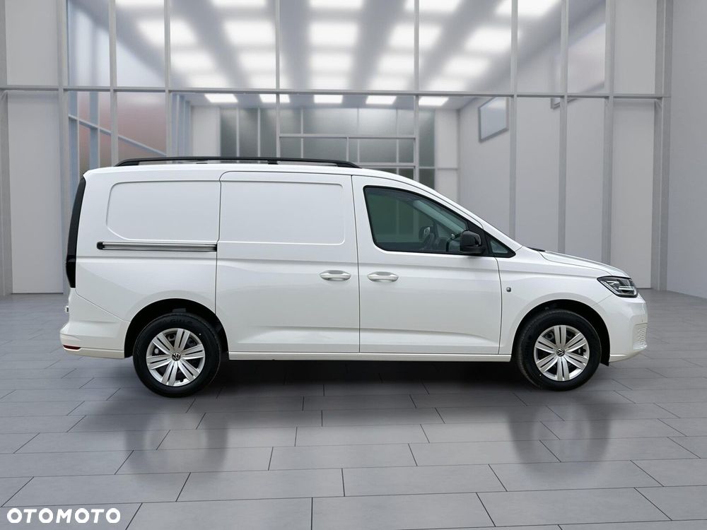 Volkswagen Caddy MAXI Cargo 2.0 TDI 102 KM, manualna 6-biegowa - 6