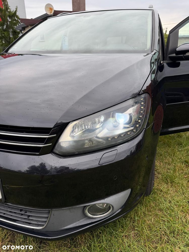 Volkswagen Touran 2.0 TDI DPF Highline - 2