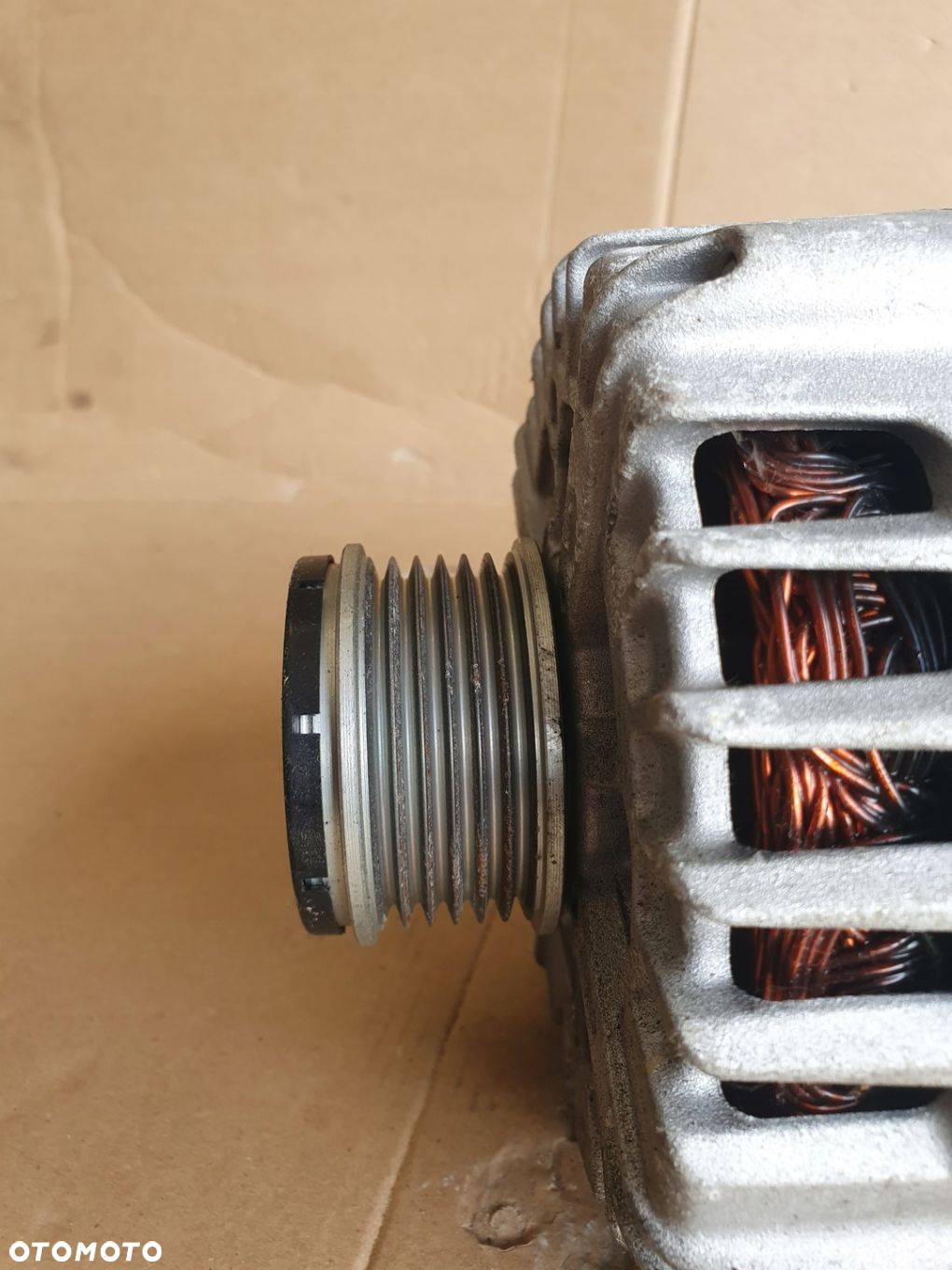ALTERNATOR HYUNDAI KIA CARNIVAL 37300-2F400 13.5V 180A - 5