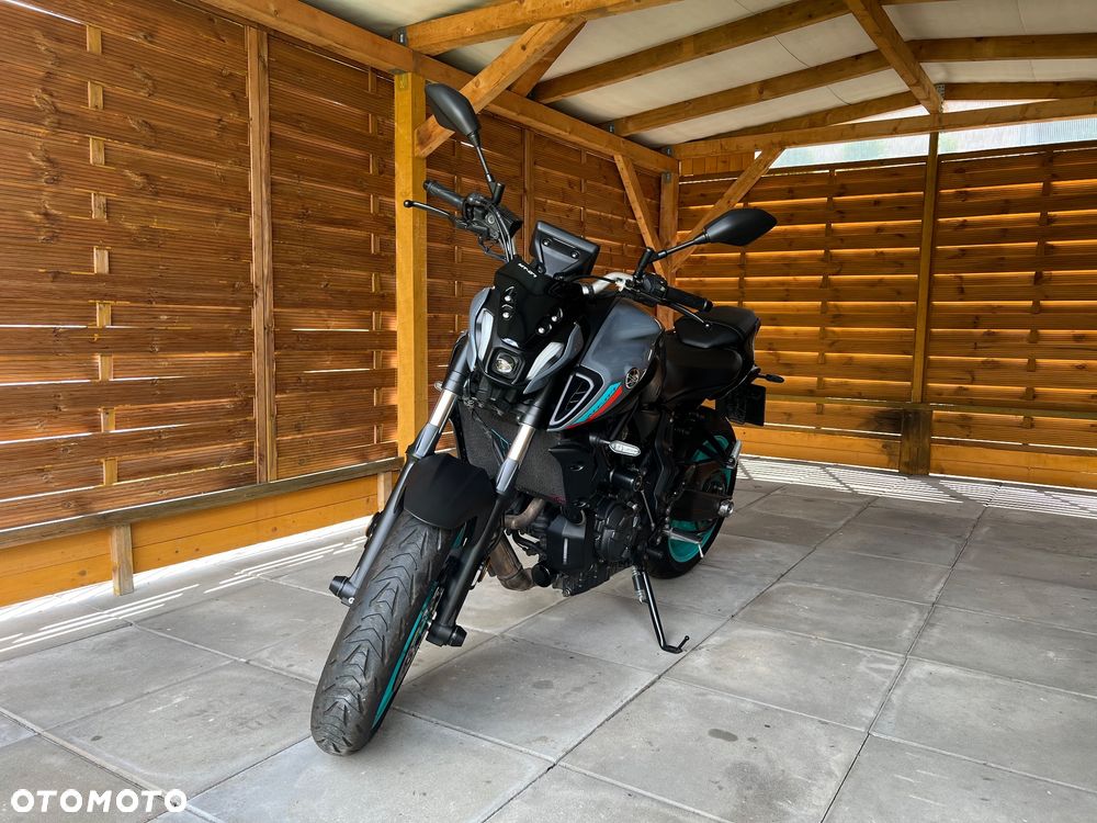 Yamaha MT - 1