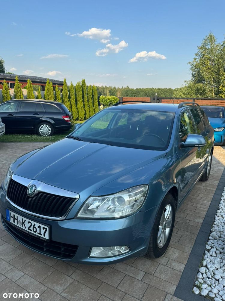 Skoda Octavia 1.6 TDI DPF Ambition - 2