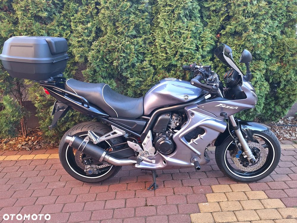 Yamaha FZS - 5