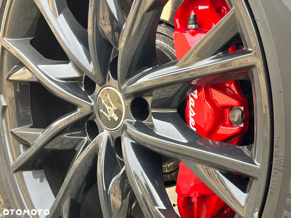 Maserati Ghibli S Q4 GranSport - 9