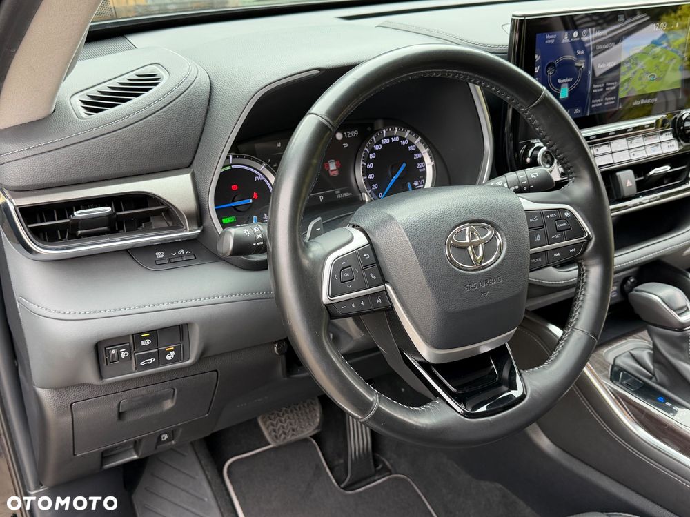 Toyota Highlander 2.5 Hybrid Executive - 26