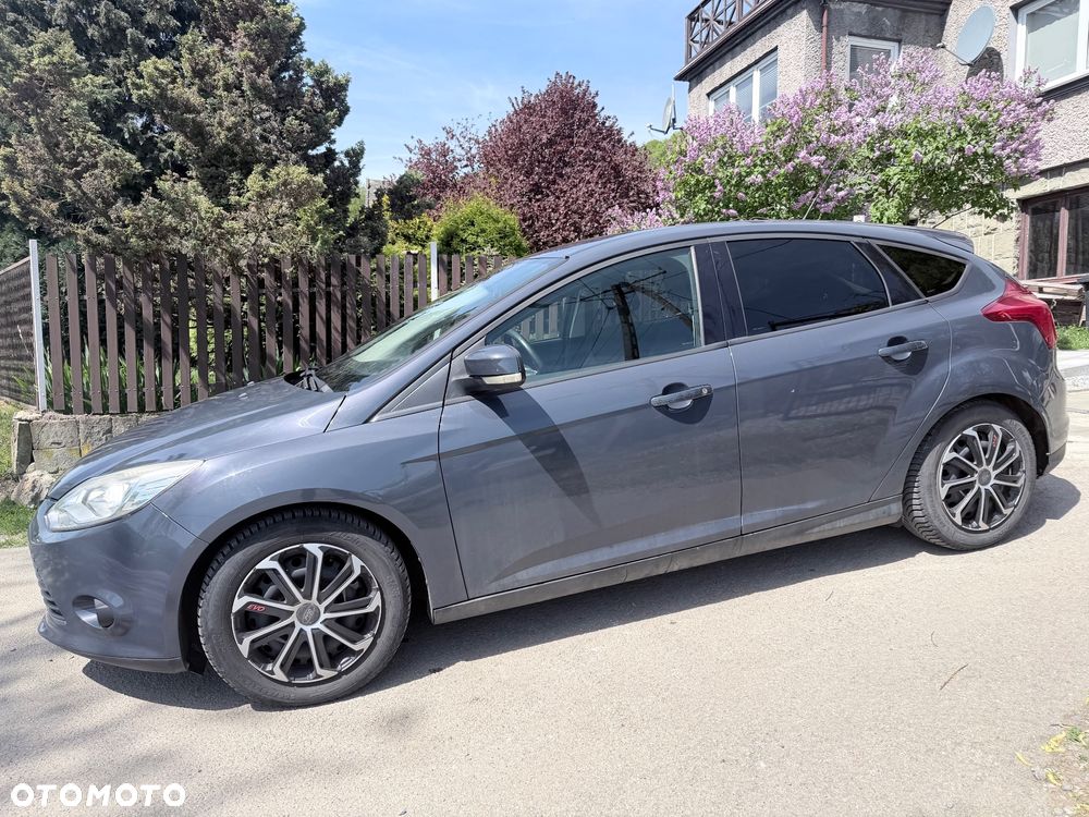 Ford Focus 1.6 TDCi DPF Start-Stopp-System Ambiente - 7