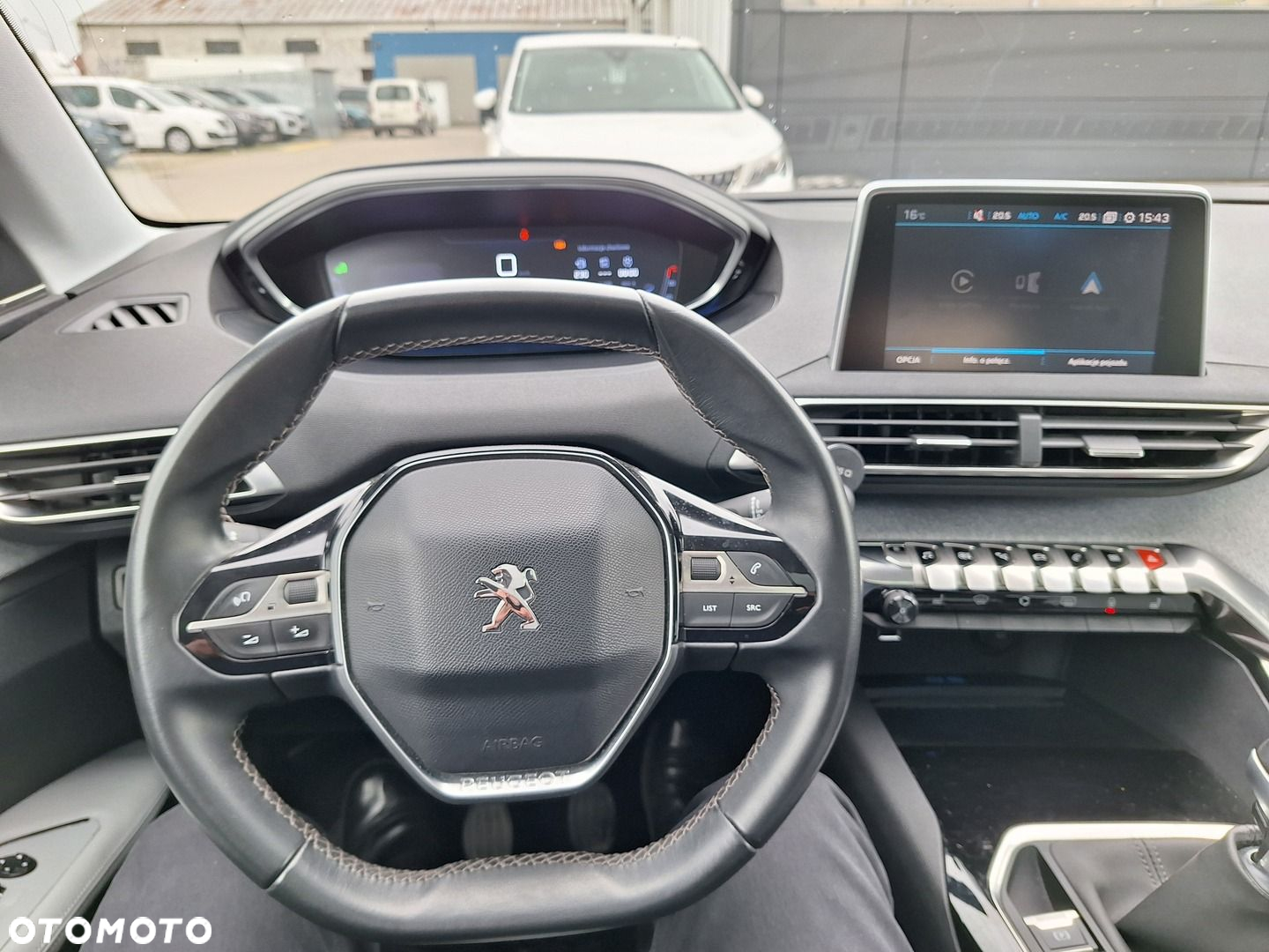 Peugeot 3008 2.0 BlueHDi Allure S&S - 26
