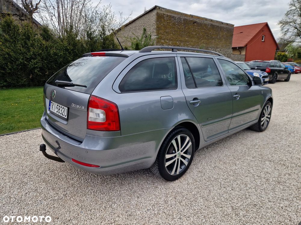 Skoda Octavia 1.8 TSI FAMILY - 22