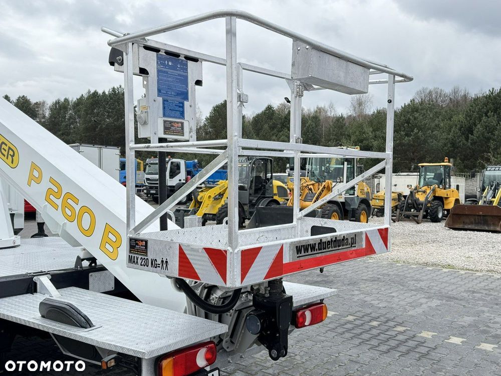 Nissan Cabstar - 17