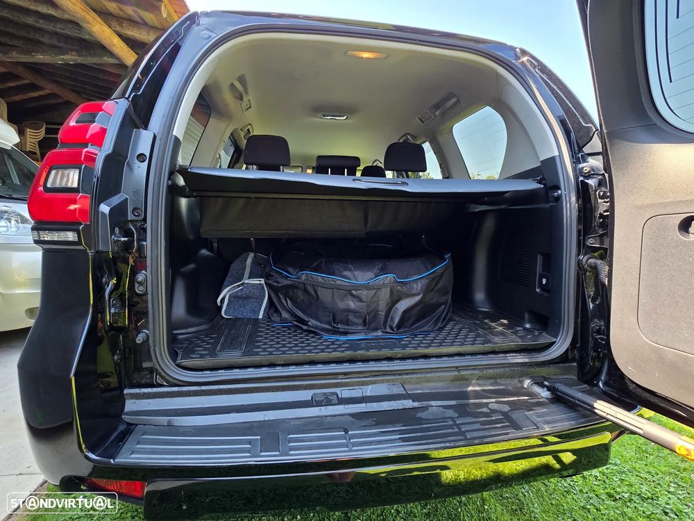 Toyota Land Cruiser Prado - 6