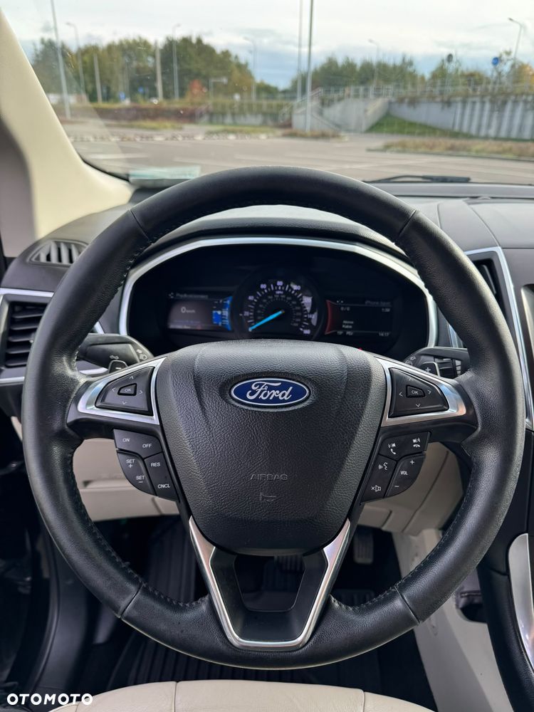 Ford Edge - 9