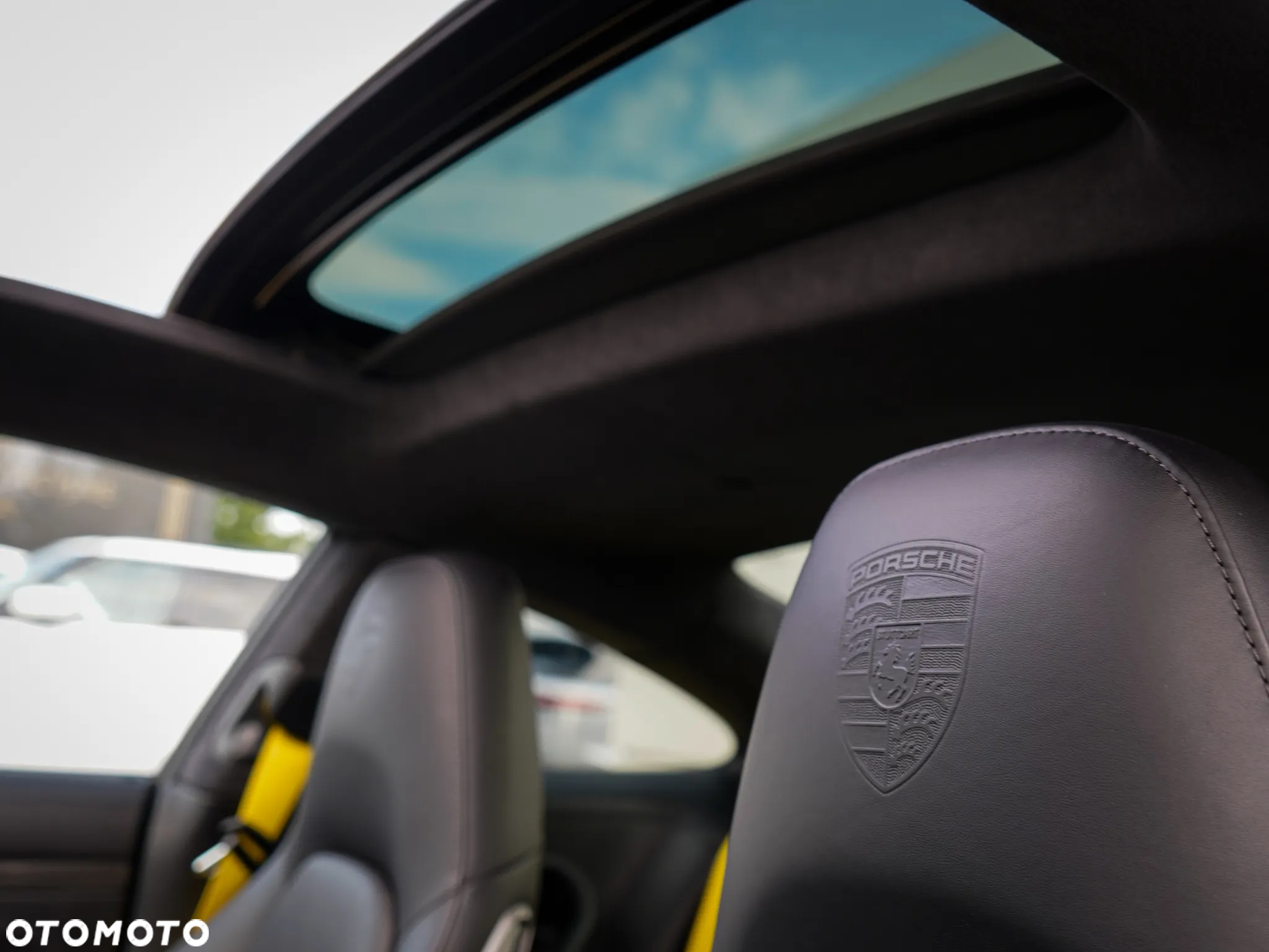 Porsche 911 Carrera 4S PDK - 34
