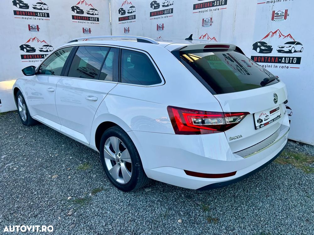 Skoda Superb 2.0 TDI DSG Ambition - 7