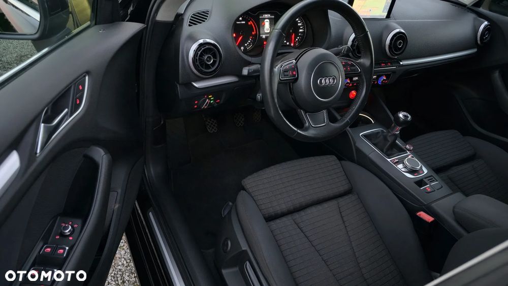 Audi A3 Sportback 2.0 TDI Ambition - 17