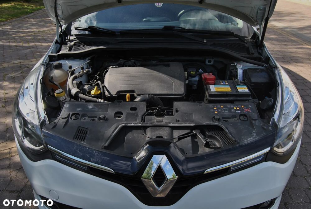 Renault Clio 1.2 16V 75 Life - 13