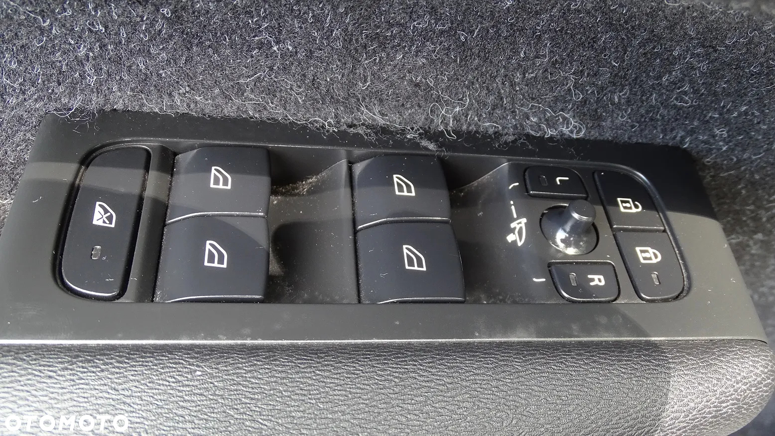 Volvo XC 40 D3 SCR Inscription - 25