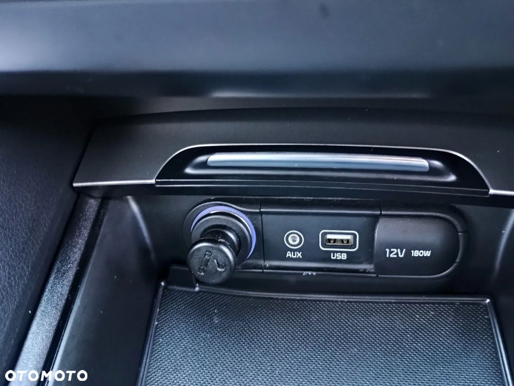 Kia Optima Plug-in Hybrid - 17