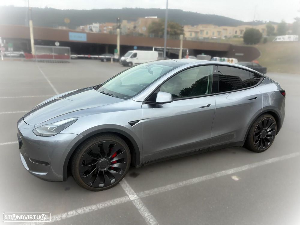 Tesla Model Y Performance Tração Integral - 3