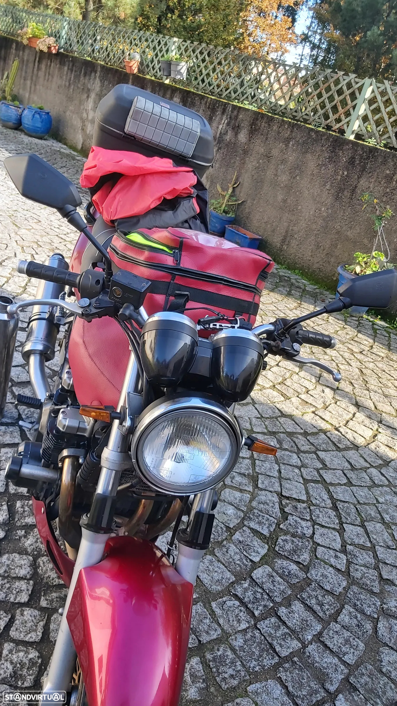 Kawasaki ZR ZR 750F - 8