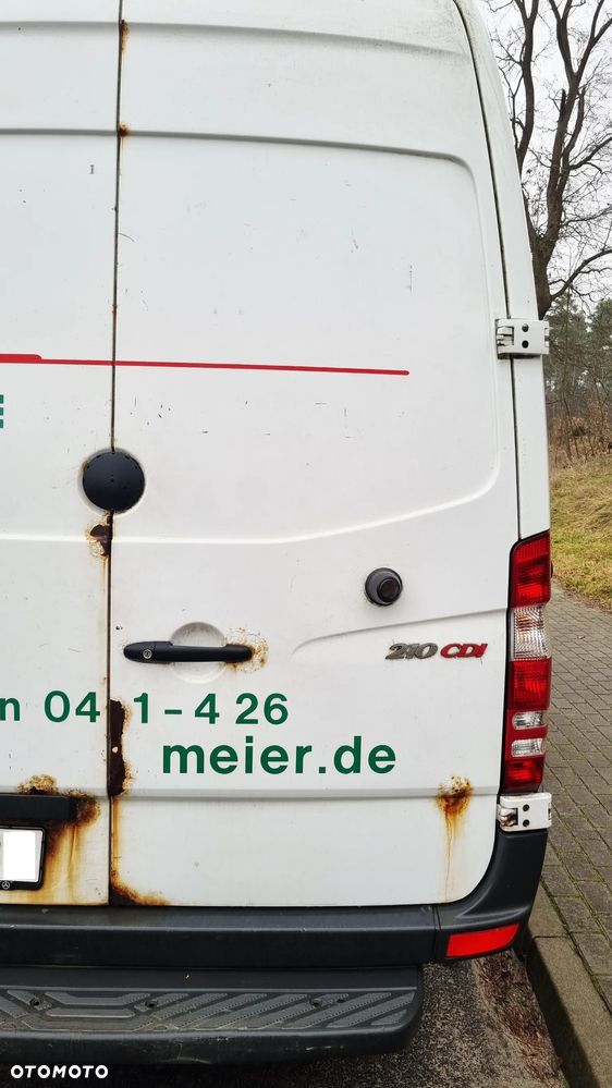 Mercedes-Benz Sprinter - 10