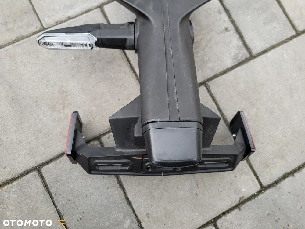 Mocowanie, podświetlanie tablicy rejestracyjnej, ogon, kierunkowskaz Kawasaki Z900 Z 900 - 5