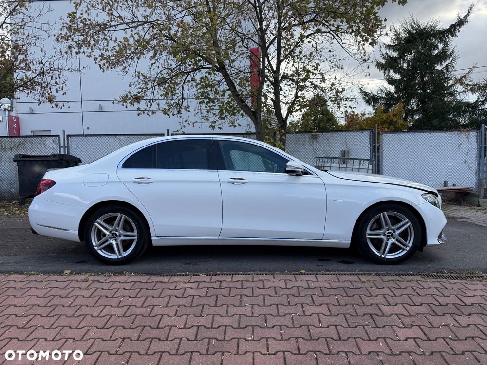 Mercedes-Benz Klasa E - 9