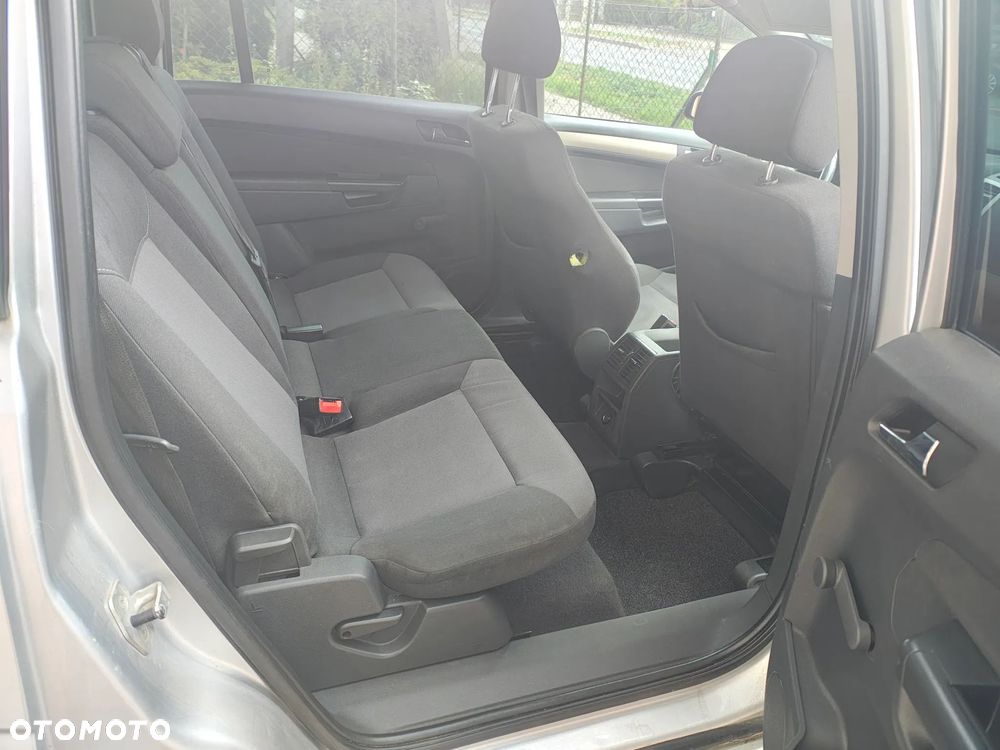 Opel Zafira 1.8 Enjoy - 9