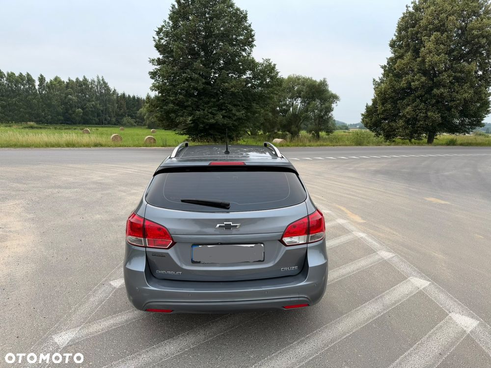 Chevrolet Cruze 1.7 LT - 6