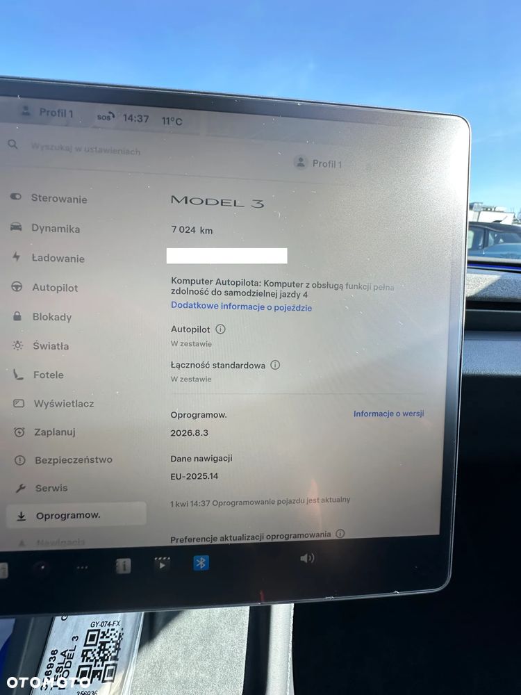 Tesla Model 3 - 12