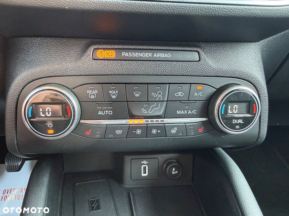 Ford Focus 2.0 EcoBlue Titanium X - 15