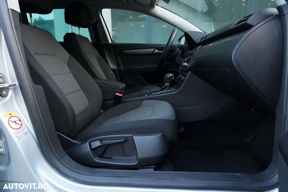 Volkswagen Passat Variant 2.0 Blue TDI DSG SCR Comfortline - 8