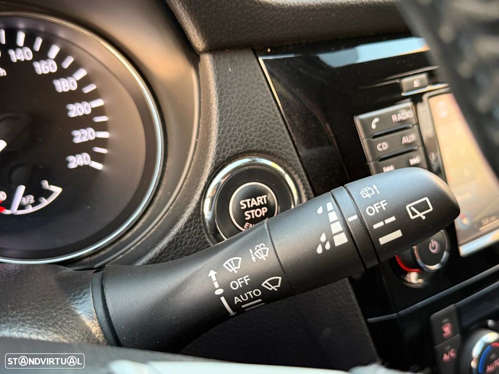 Nissan Qashqai 1.5 dCi N-Connecta - 34