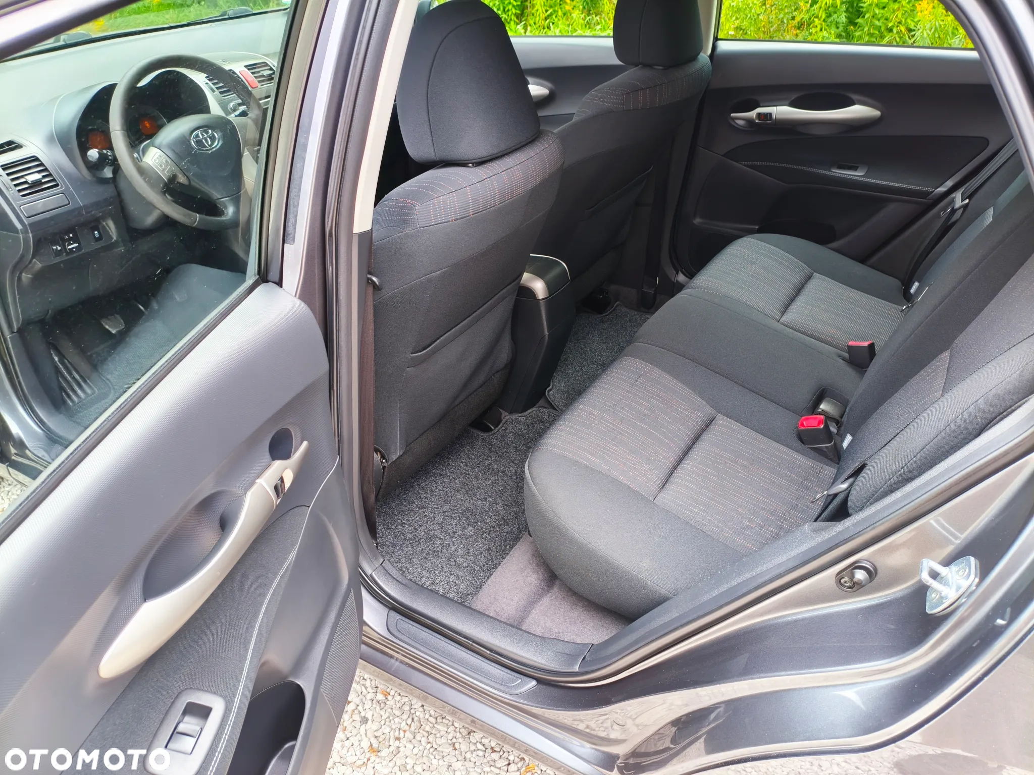Toyota Auris - 14