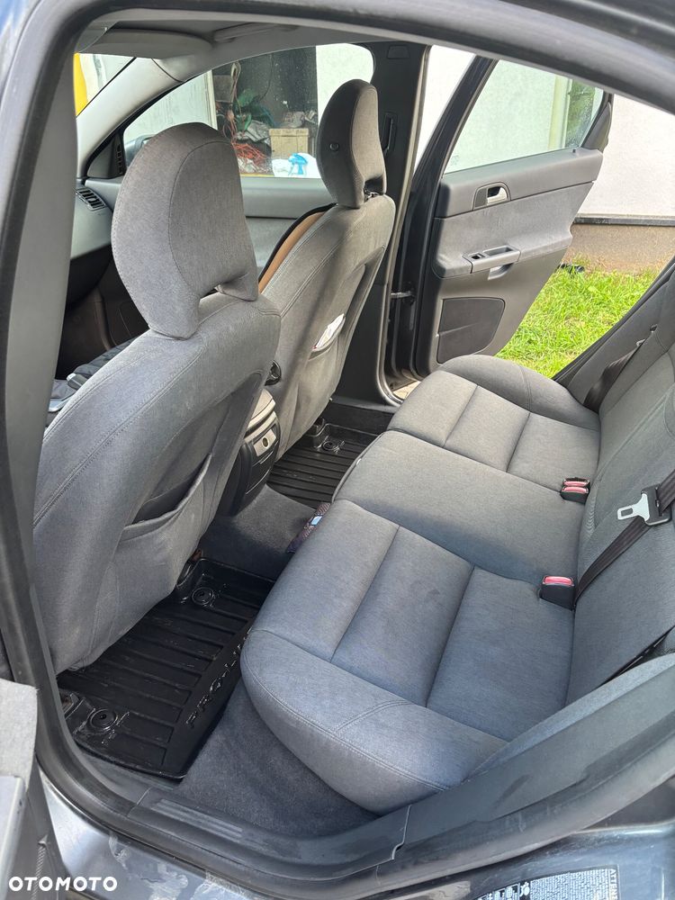 Volvo S40 2.0D - 11