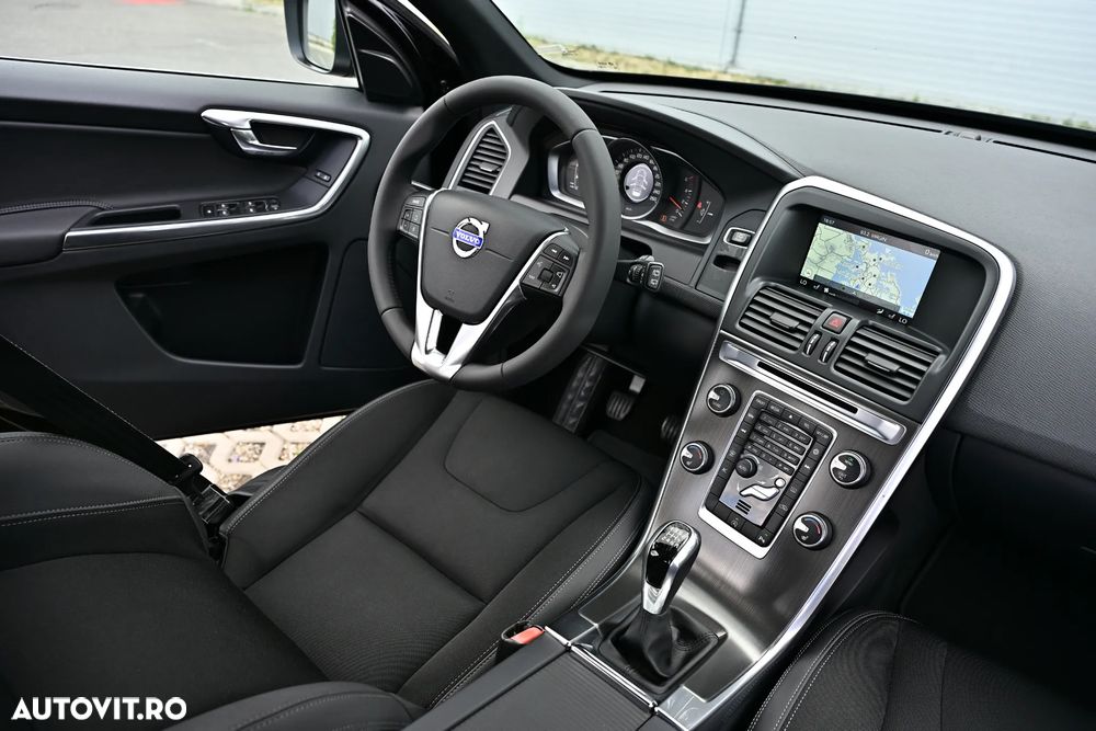 VOLVO XC60 2014 — imagine 25