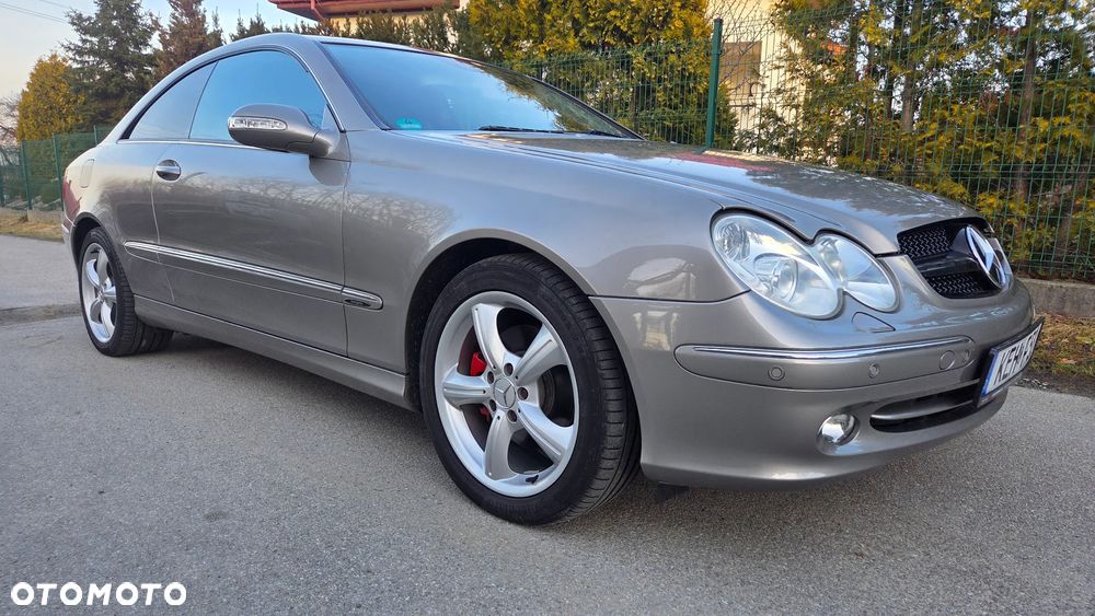 Mercedes-Benz CLK - 1