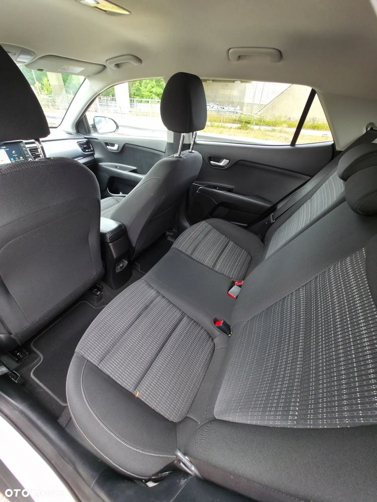 Kia Stonic 1.4 Spirit - 14