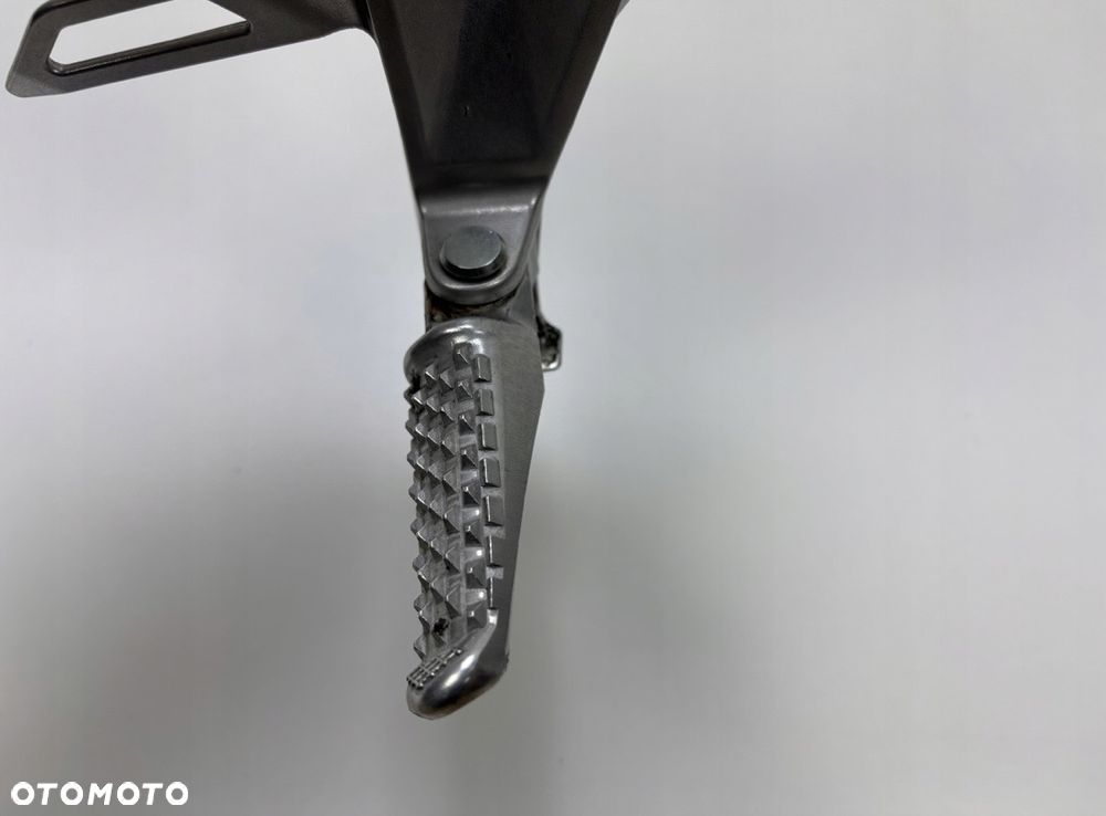 Prawy set pasażera Honda CBR 600RR PC69 2024- Oryginał - 7
